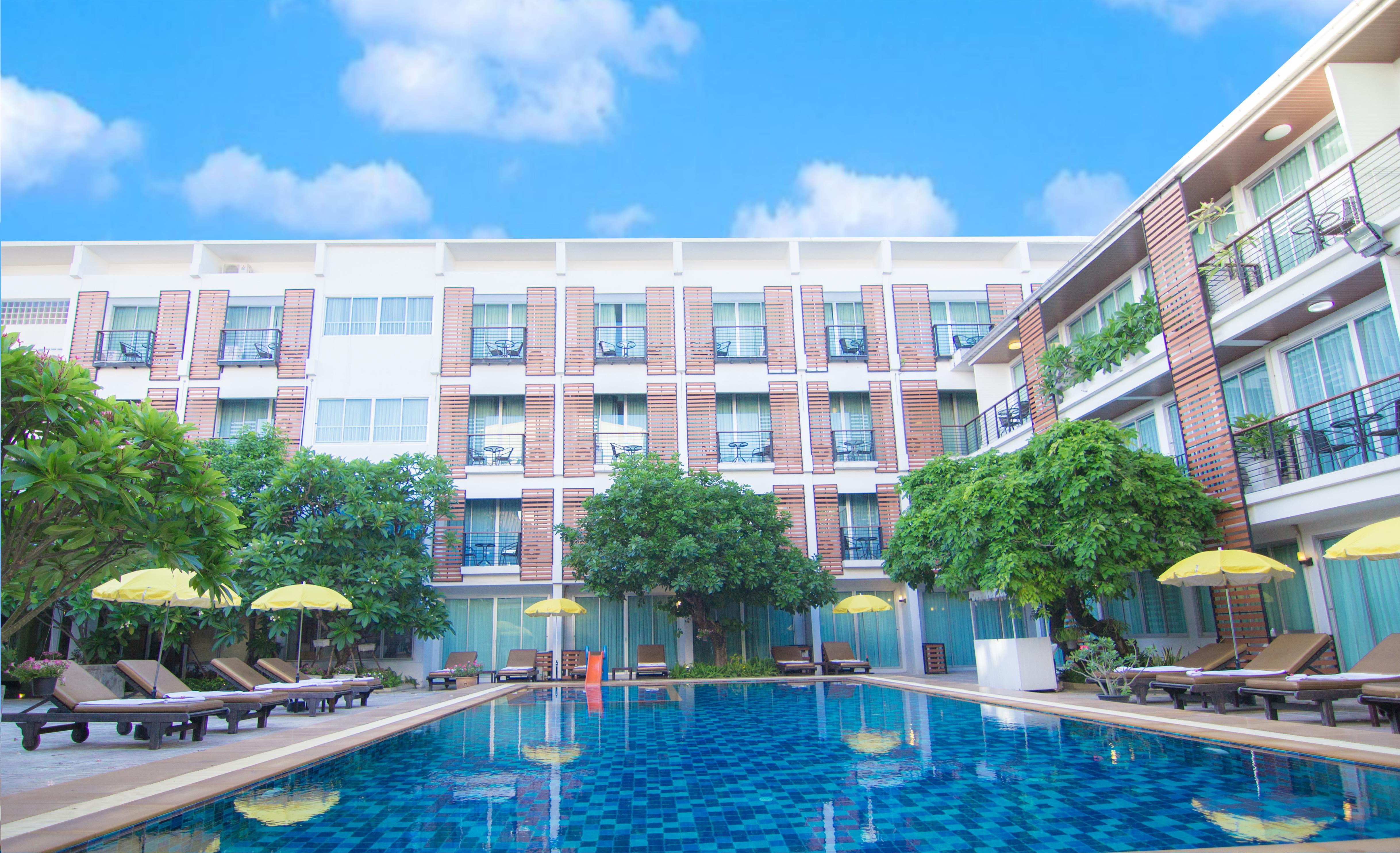 Paradise Hotel Udonthani Esterno foto