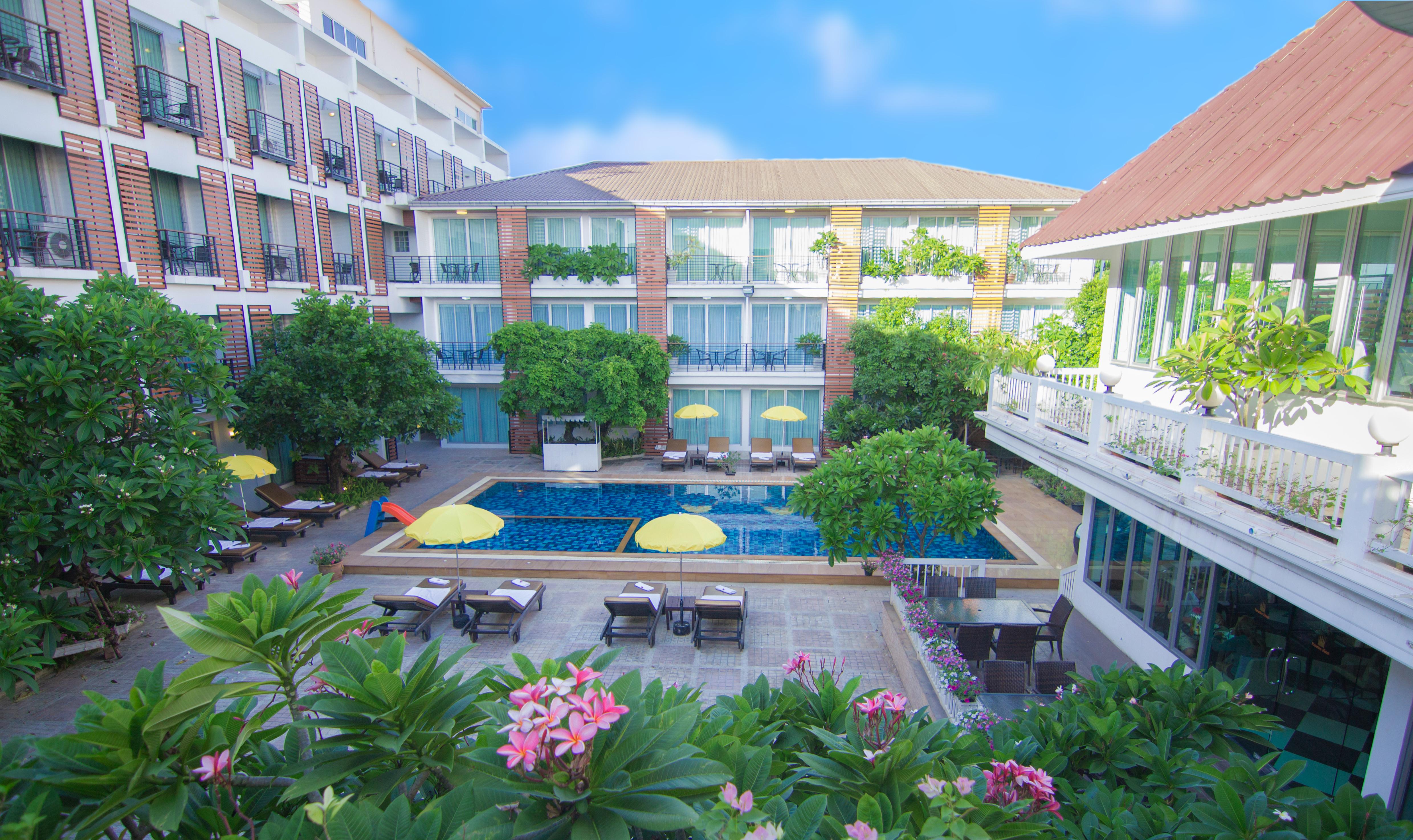 Paradise Hotel Udonthani Esterno foto