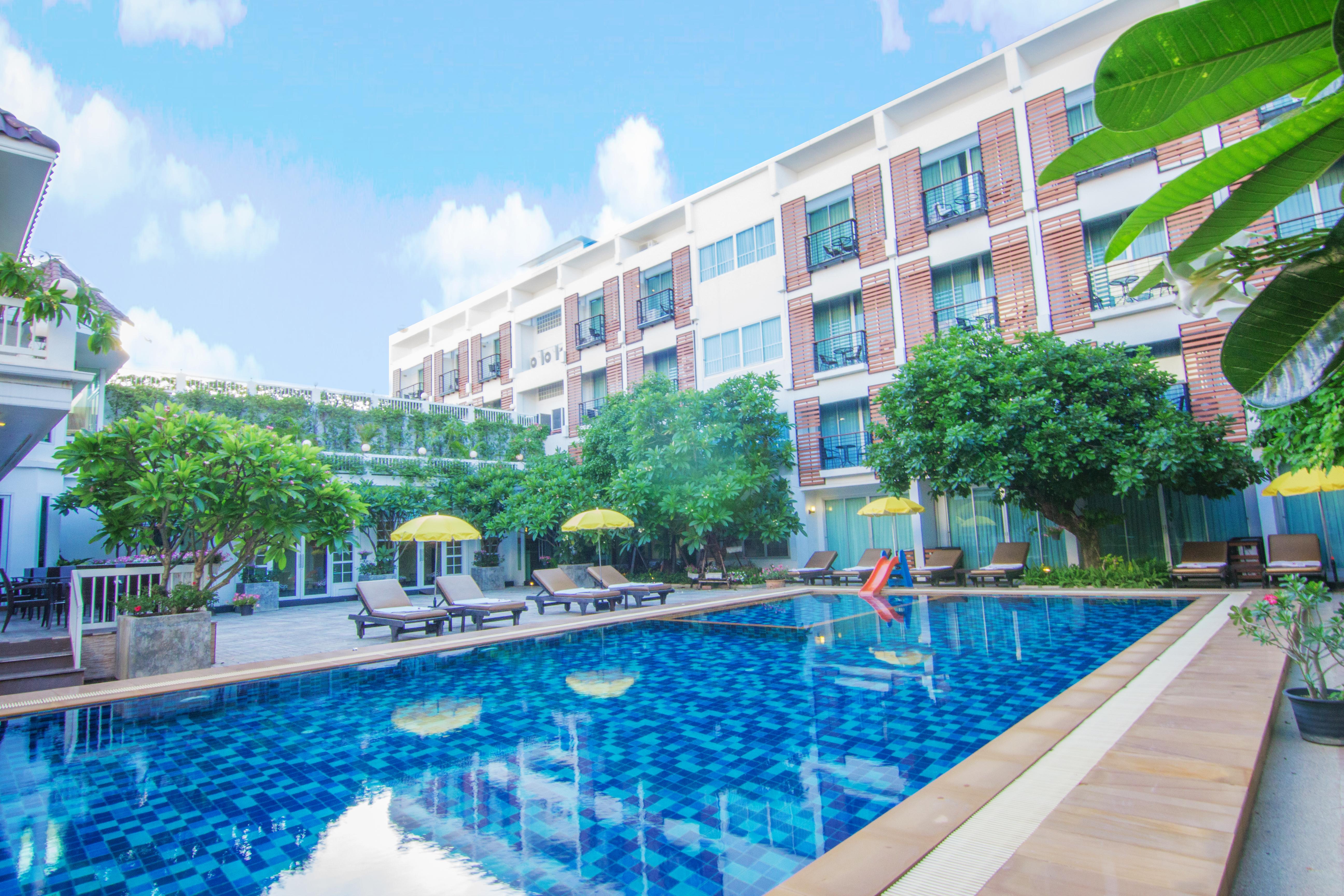 Paradise Hotel Udonthani Esterno foto