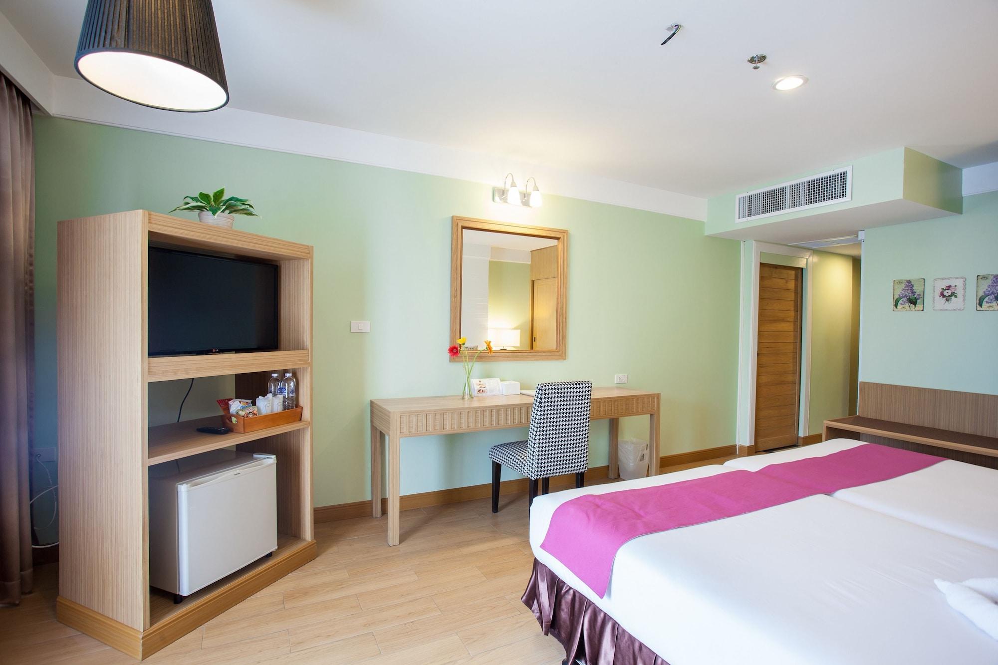 Paradise Hotel Udonthani Esterno foto