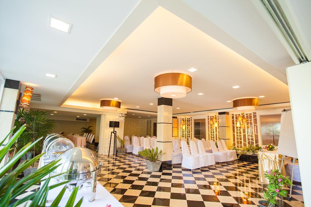Paradise Hotel Udonthani Esterno foto