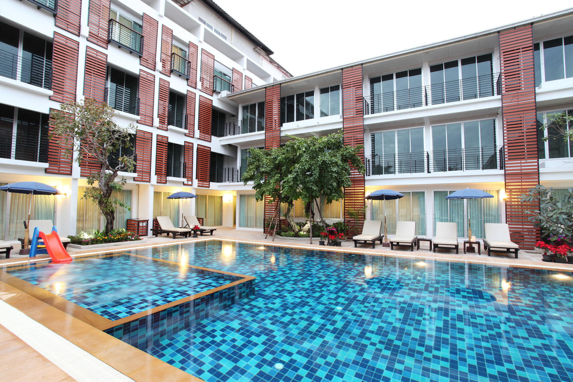 Paradise Hotel Udonthani Esterno foto